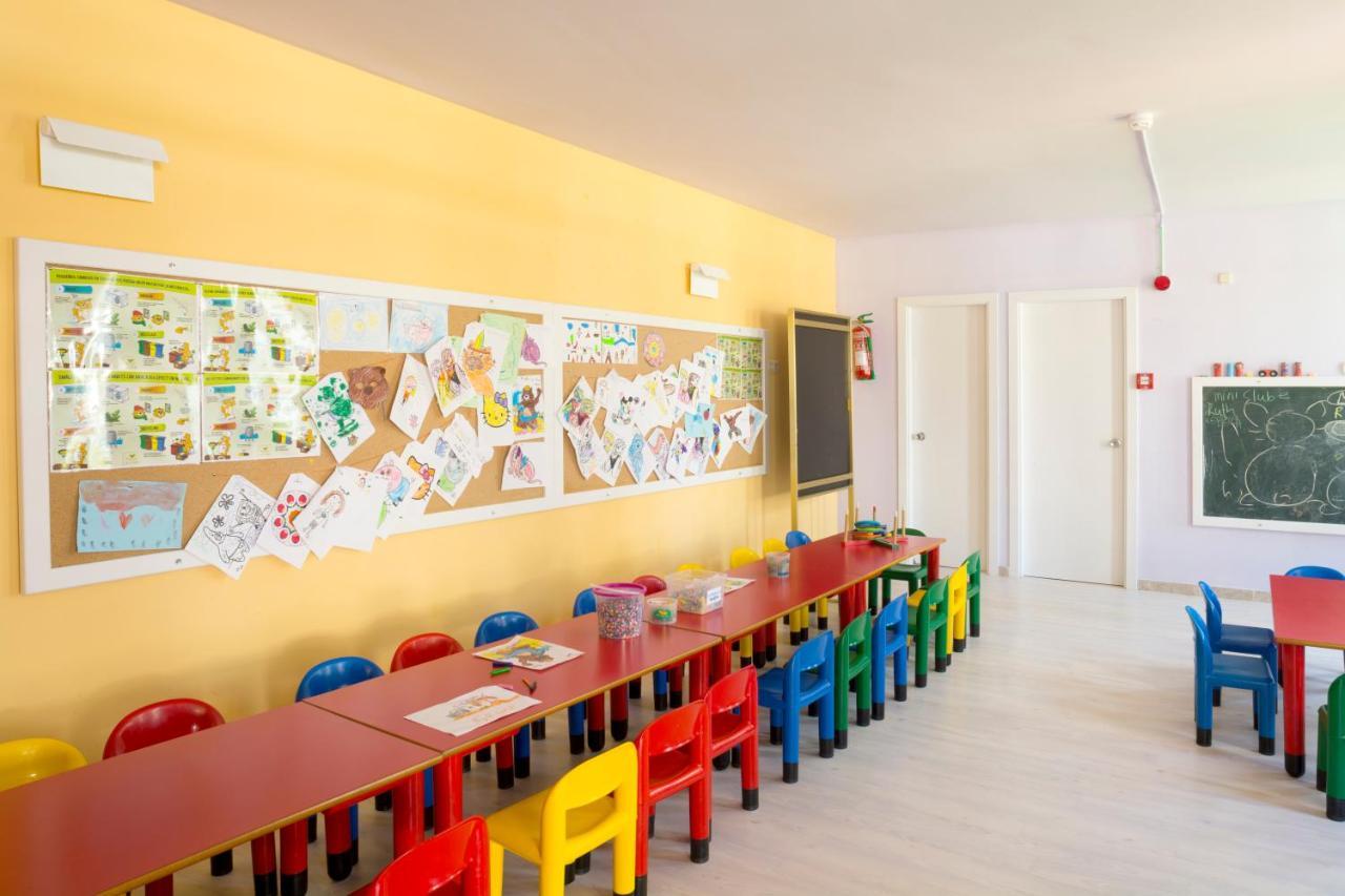 Protur Vista Badia Aparthotel Са Кома Екстериор снимка